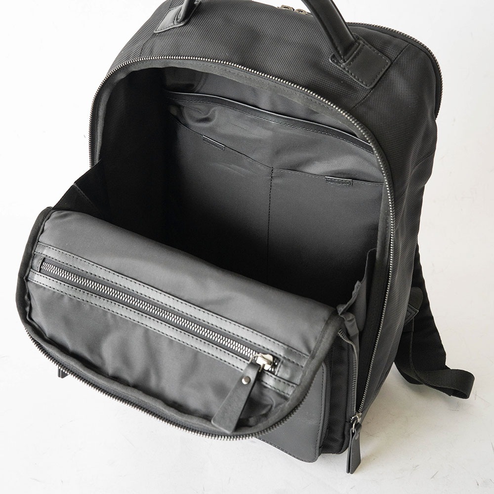 PRESTON BLACK バックパック