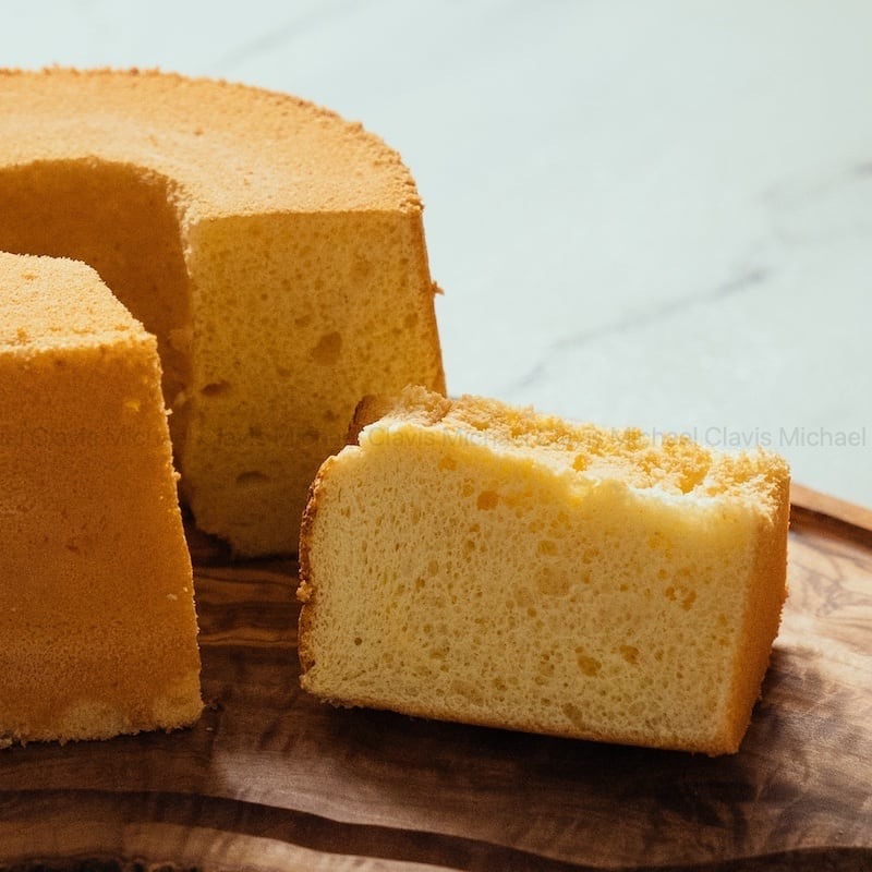 ご贈答向け【2026年2月14日お届け分】1/1000のシフォンケーキ（ホール：直径17cm）