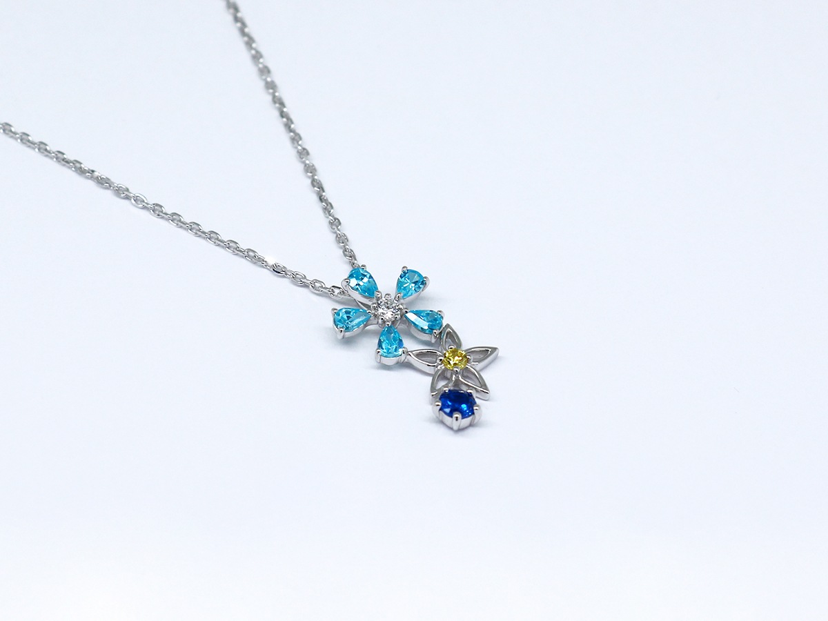 Blooming Floral Necklace