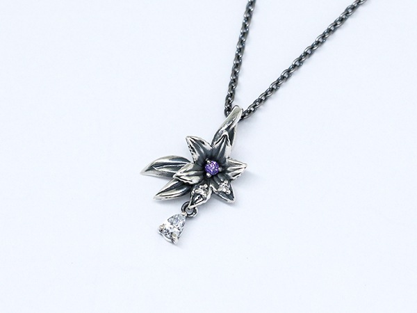 Flower Dew Necklace