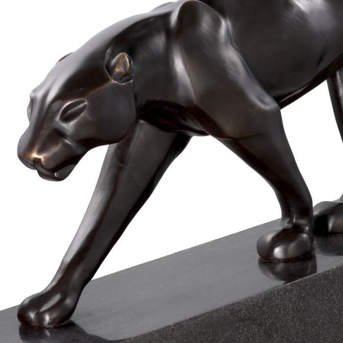 Statue Pantherae bronze on marble base
