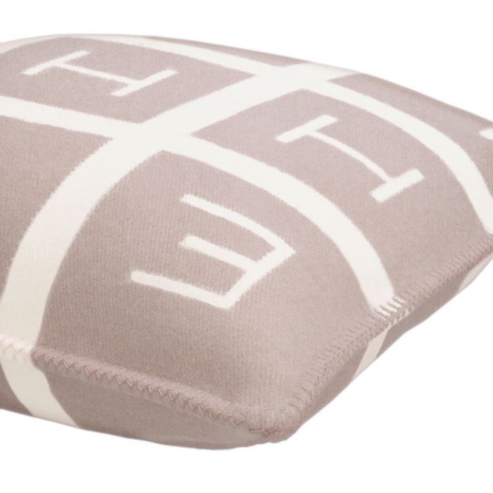 Cushion Zera S