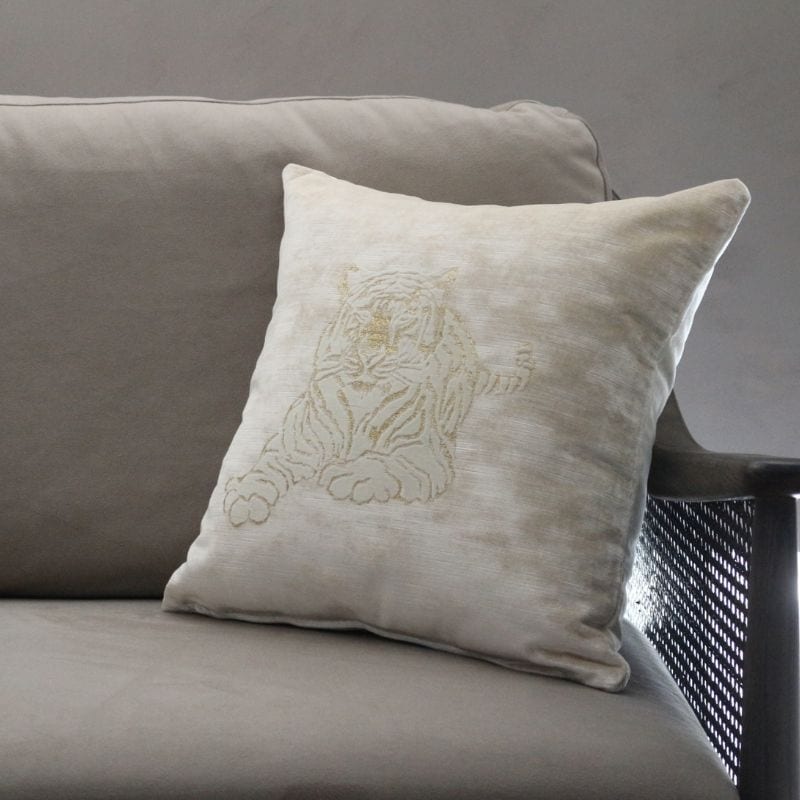 クッサンベルベットタイガー ベージュ45×45