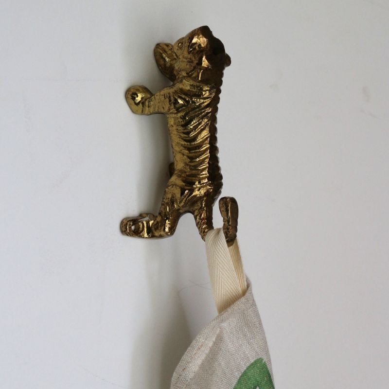 フックタイガー