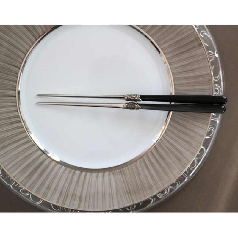 チョップスティックイスキア