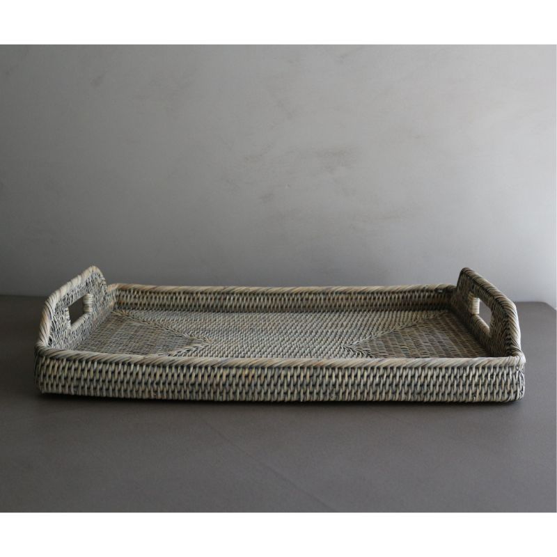 ラタントレイグレイッシュトーン