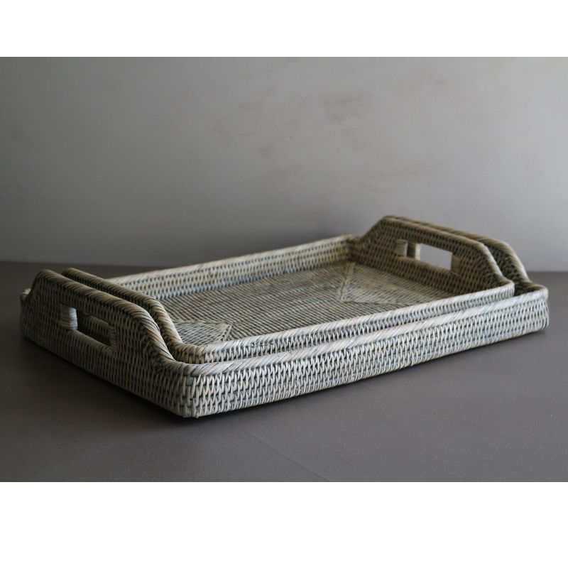 ラタントレイグレイッシュトーン