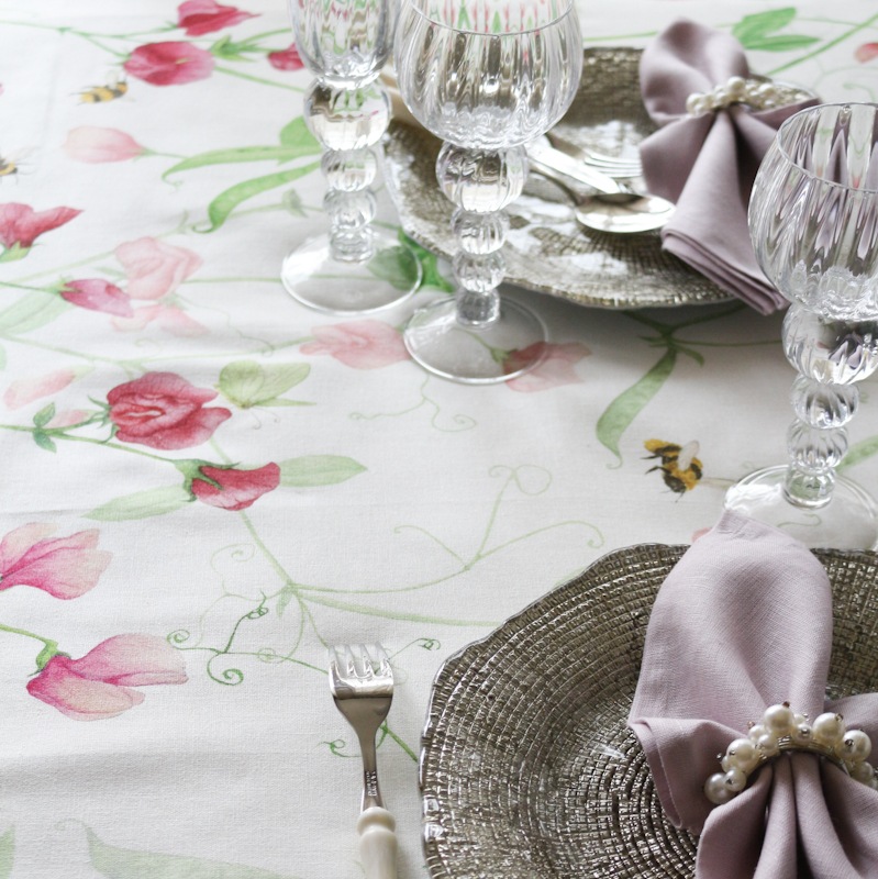 テーブルクロスプチポワ