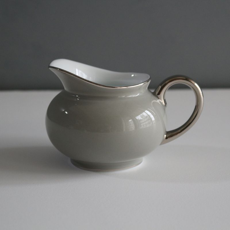 リモージュ クリーマー プラティンパールグレイ