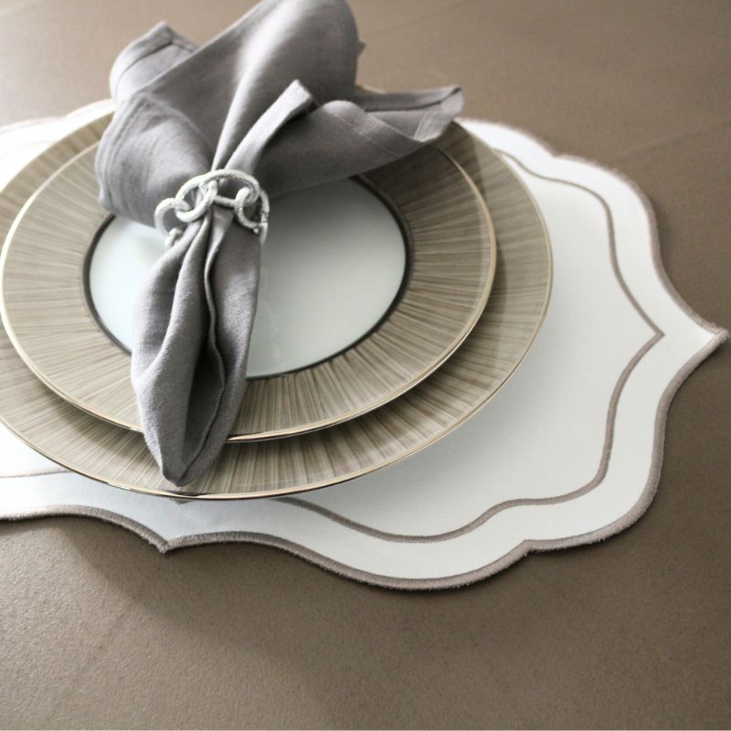 プレースマットスカラップ アルジャンテ