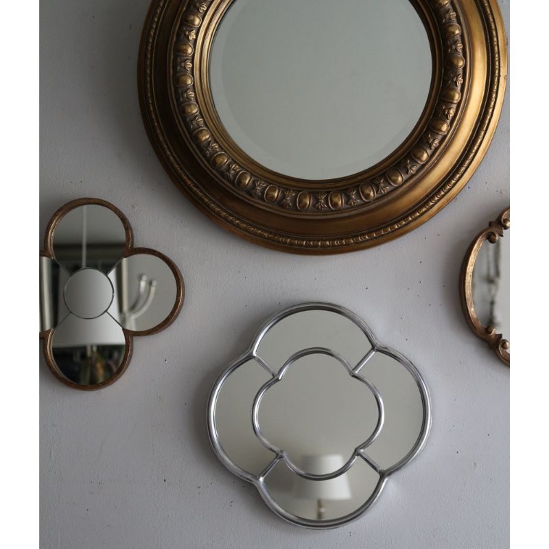 ミロワーカール