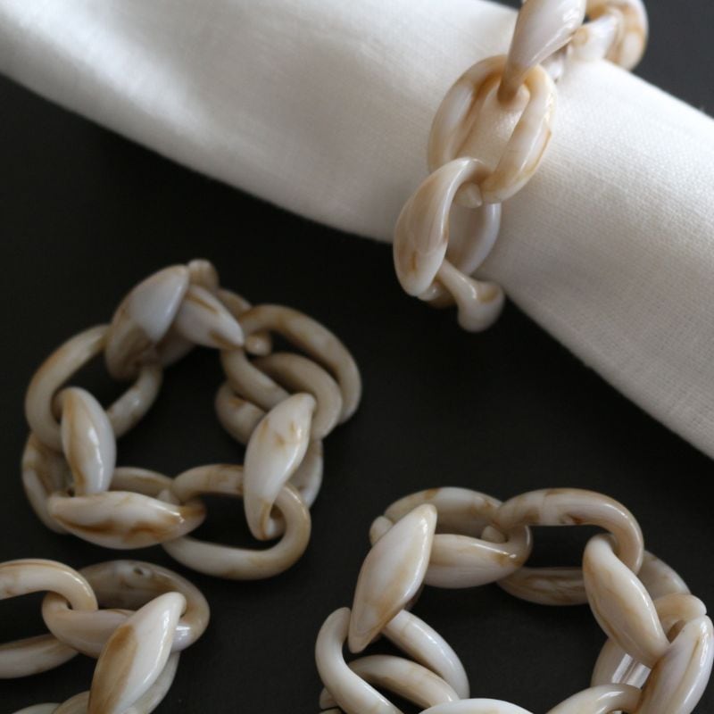 ナプキンリング チェーンプラスチックマロン