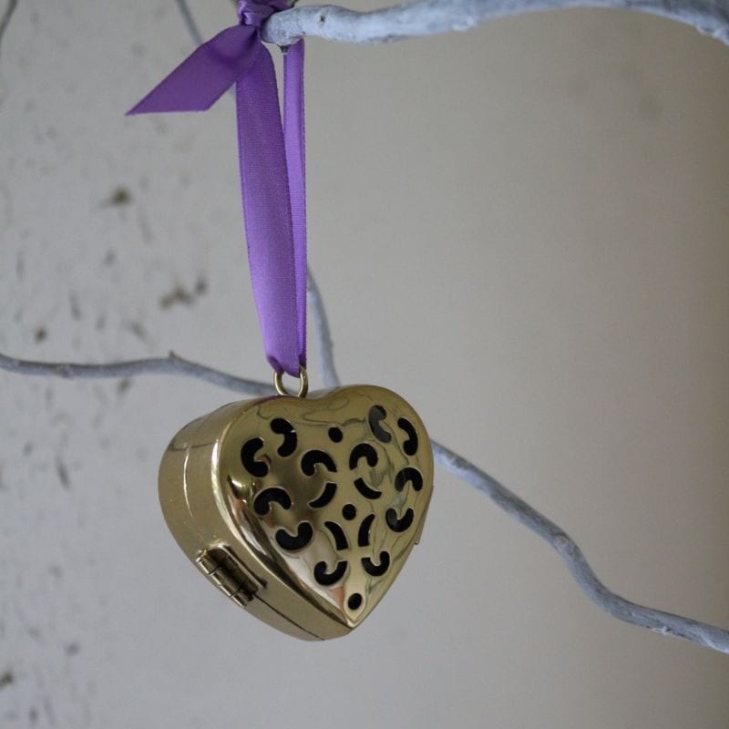 レフィル パフュームオーナメントＯＲヴィオレットダムール　【奥深く華やかなフラワーノート】詰め替え用2個入