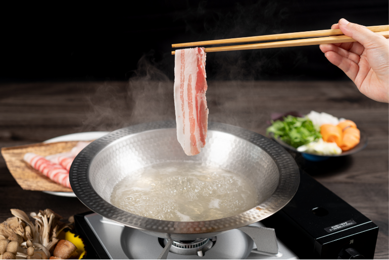 琉球長寿豚 バラしゃぶしゃぶ用 1kg（500g2個入 5～6人前）/豚肉専用オリジナルブレンド塩付き