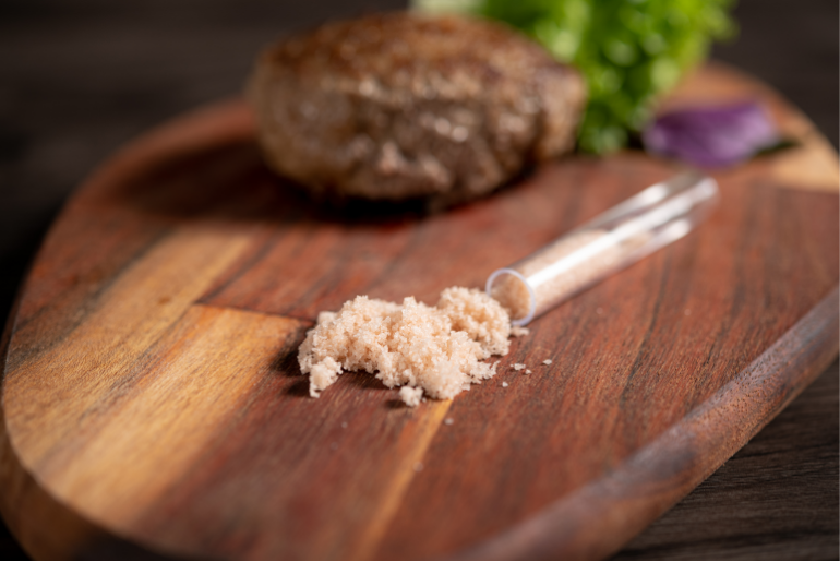 沖縄県産 黒毛和牛 塩ハンバーグ　150g×4個 /ハンバーグ専用塩付き　送料別