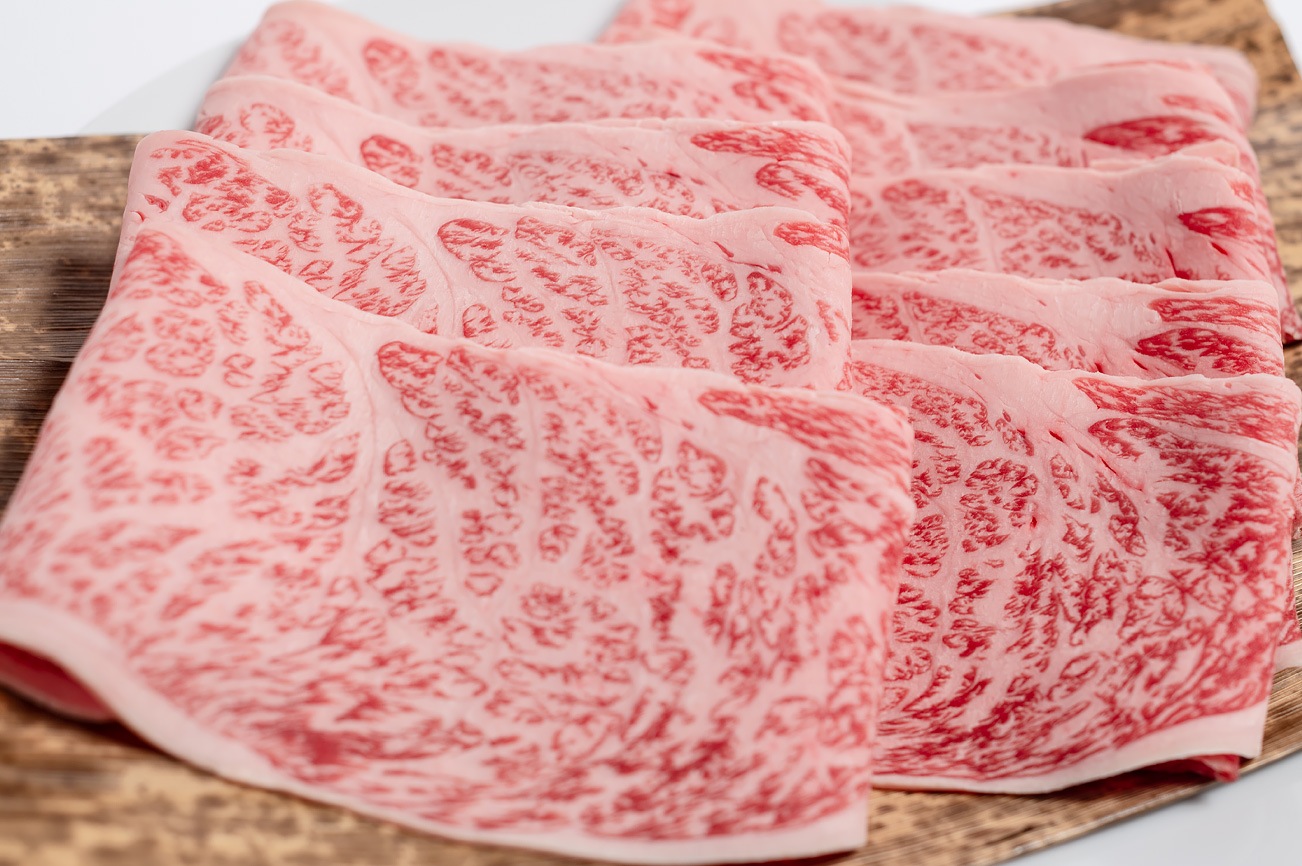沖縄県産 黒毛和牛 ザブトン薄切り 500g（2～3人前）/牛肉専用オリジナル塩付き