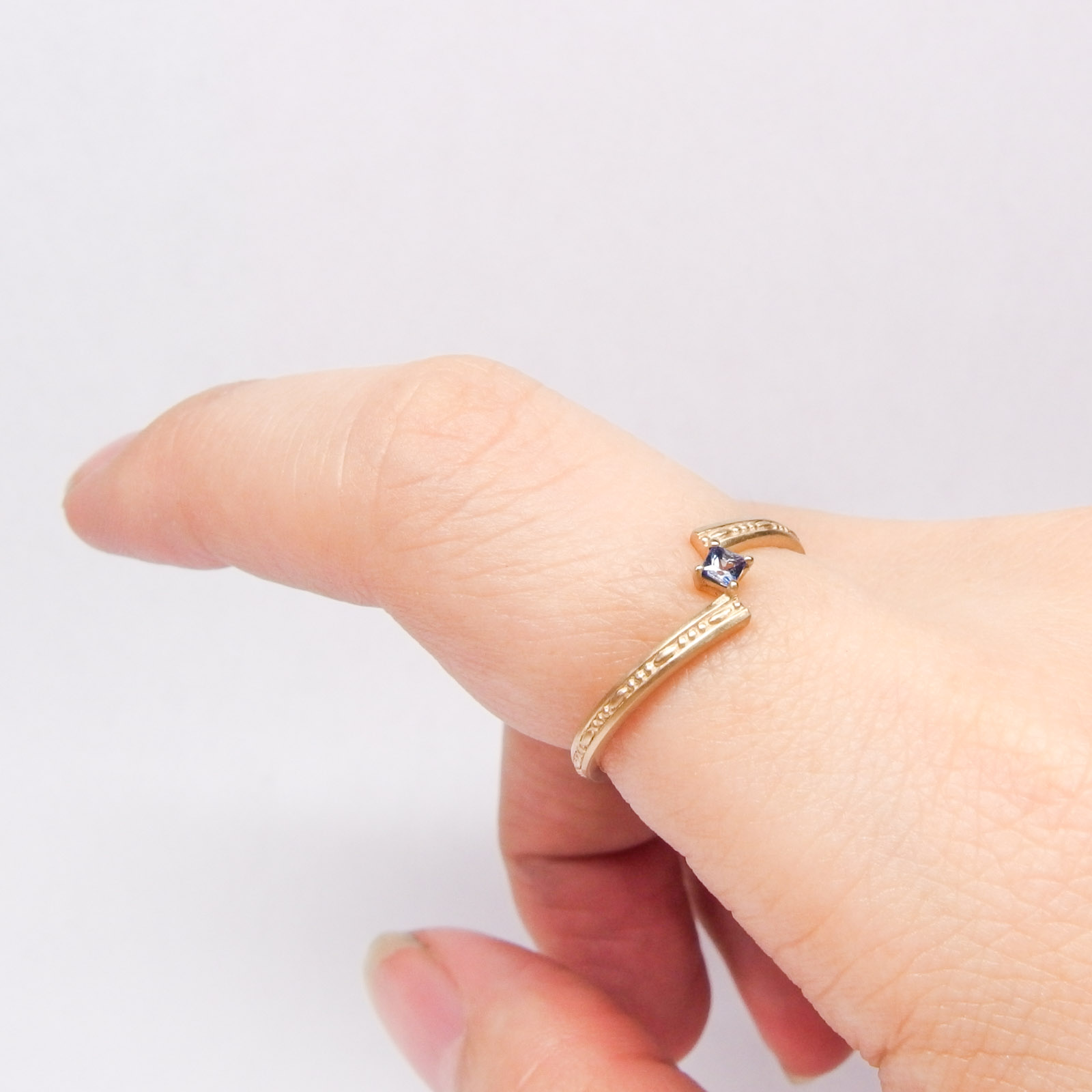 �֥롼���ե�������� (�����ࡧ��ȥ�ۥå�)