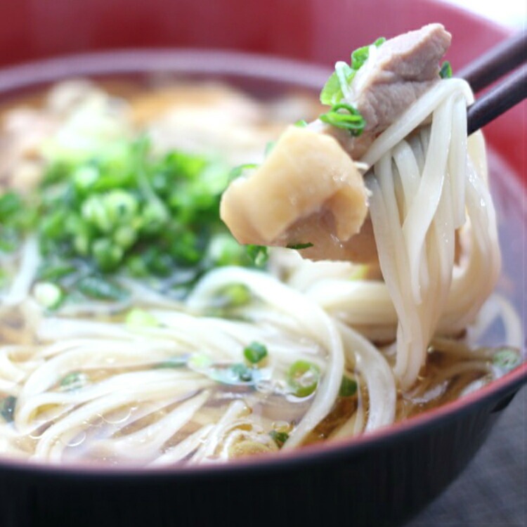 【送料無料】<br>秋田名産 稲庭うどん 8人前（800g）