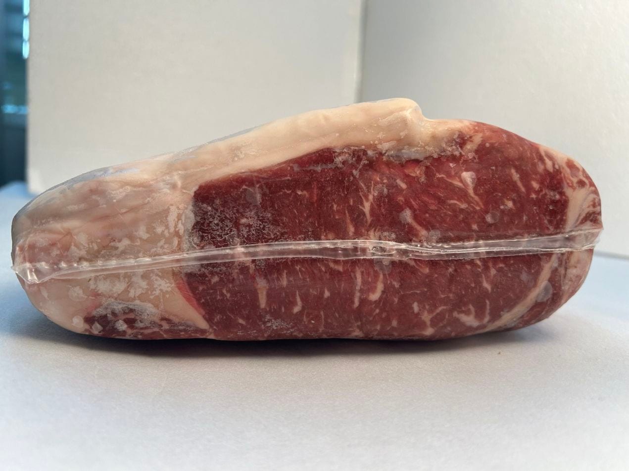 国産牛　サーロイン【3,900円/kg(税抜)】【 ケース販売（不定貫）】【約8.5㎏（約7㎏～10㎏）】