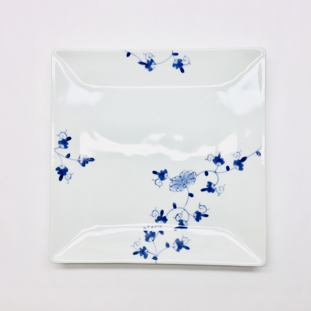 染付陶花6寸正角皿 | 中皿/取皿 | 有田焼の銘壷堂オンラインショップ