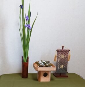 命名旗　家紋入り　亀甲花菱　135×400　青