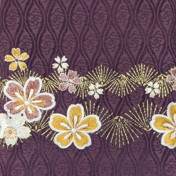 名前旗　家紋入り　雲立湧に金彩松に刺繍桜　紫　135×400