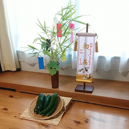 名前旗　家紋入り　雲立湧紋に金銀箔桜吹雪に刺繍桜筒書き金彩　紺　135×400