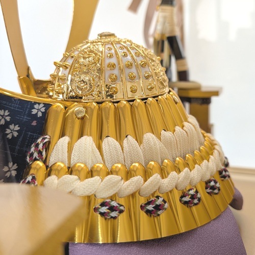 ケース入り 8号白金印伝　中鍬形兜飾り