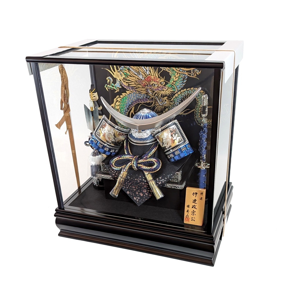 ケース入り 12号シルバーブルー伊達兜飾り