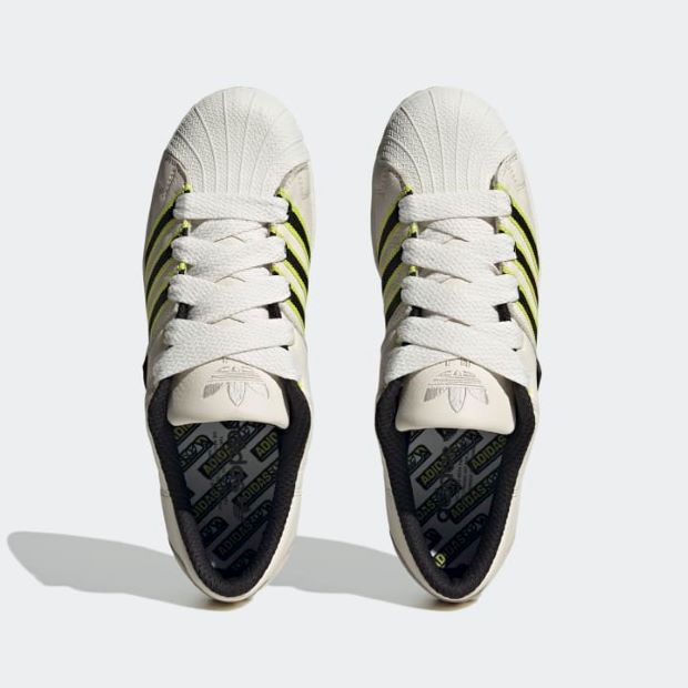 スーパースター SST MODIFIED  mcg51  チョークホワイト×コアブラック×オフホワイト　