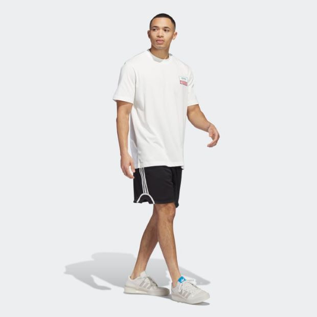 バスケットボール グラフィック Tシャツ オフホワイト｜アパレル