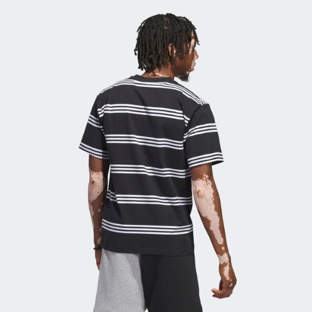 エンジニアード スリーストライプス半袖Tシャツ ブラック ｜すべての