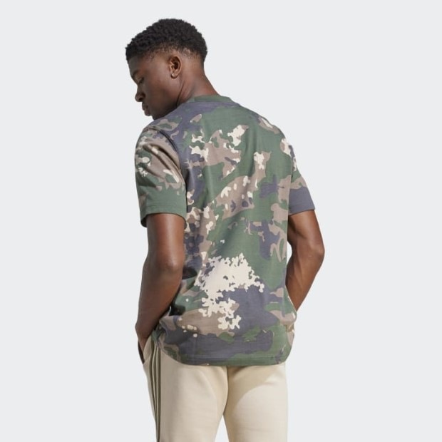 AAC カモ柄Tシャツ シャドーグリーン×マルチカラー ｜アパレル,シャツ