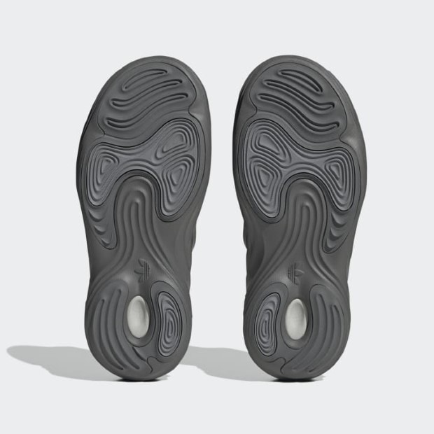 完売必至♪adidas♪\"adiFOM Q\"♪アディフォームQ♪スニーカー♪ 完売必至♪adidas♪