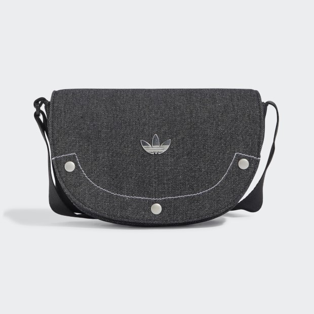 韓国人気 [アディダス] ライトデニム ショルダーバッグ 24AW人気デニムショルダーバッグ【ADIDAS】D SHLDR BAG (adidas