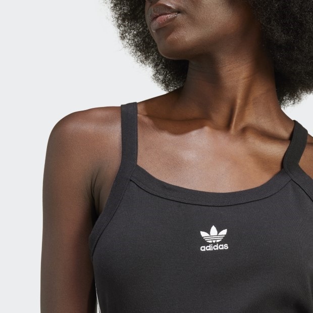 流行 adidas】公式サイト完売！スリーストライプ オーバーサイズ トップス