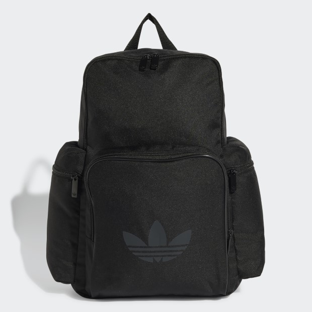 ✨美品✨ブラック リュック・バックパック 雨天も使い易いナイロンリュックサック designers backapck