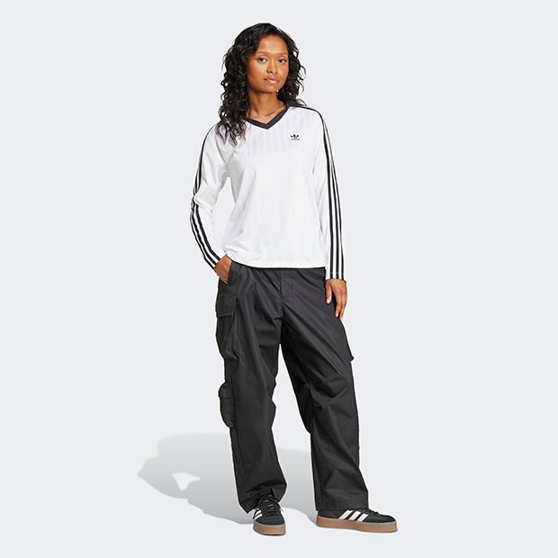 アディダス　ポロスウェット　長袖　サイドプリーツスカート　ネイビー×ホワイト アディダス ポロスウェット 長袖 サイドプリーツスカート