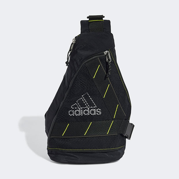 tech✴︎adidas✴︎ワンショルダーバッグ 00s adidas ワンショルダーバッグ y2k テック系 スリングバッグ