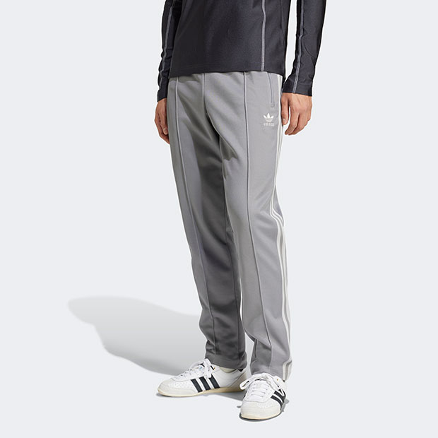 新品✨adidas ベッケンバウアートラックパンツ　グレー　M ベッケンバウアートラックパンツ（ジェンダーニュートラル