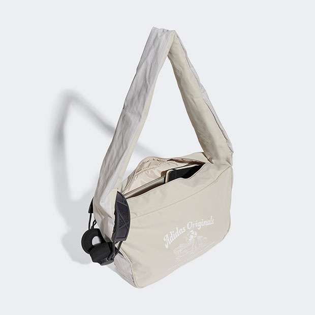 ウォバッシュ ラージ クロスボディバッグ ベージュ ｜アクセサリー