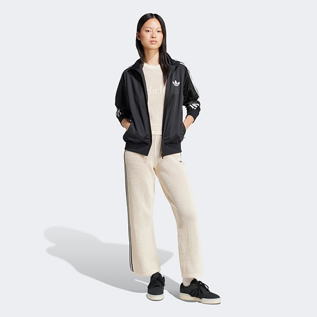 adidas プレミアム クロシェ カリ半袖シャツ Vネックケーブルニットセット レディース オリジナルス プレミアム クロシェ カリ半袖Tシャツ