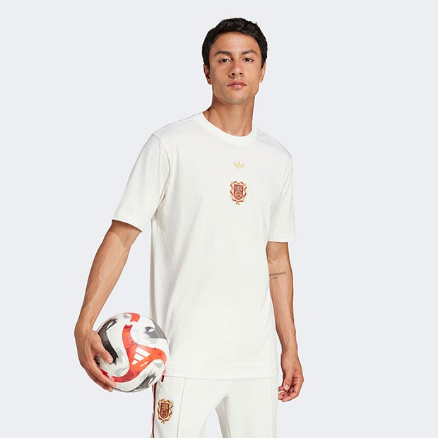 【adidas】FCバイエルン BSTN コラボ コットン半袖Tシャツ/white FCバイエルン アニバーサリー 半袖Tシャツ オフホワイト