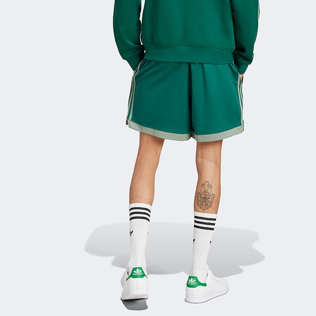 新品AKM22SS定12万TM ICEイージージャケット+ショーツ緑セットアップ モック アイレット ショーツ カレッジエイトグリーン ｜アパレル