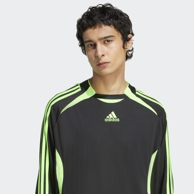 新品　Oサイズ　アヤックス　06/07　ユニフォーム　adidasチームガイスト 新品 Oサイズ アヤックス 06/07 ユニフォーム adidasチーム