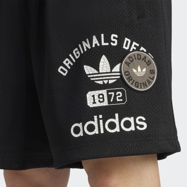 ADIDAS ORIGINALS デプト グラフィック メッシュ ショーツ