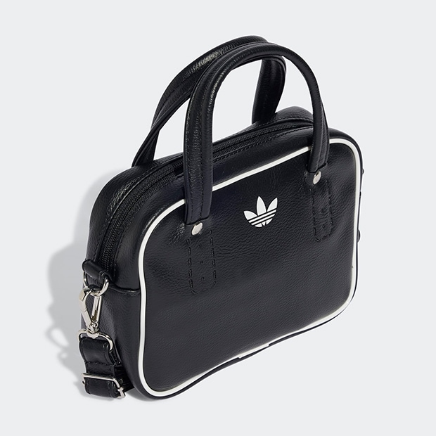 ◆国内発送◆【adidas】アディカラー XS バッグ アディカラー XS バッグ ブラック|アクセサリー,バッグ