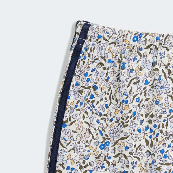 ジュニア ベビー ADIDAS ORIGINALS × LIBERTY LONDON 半袖Tシャツ セットアップ ナイトインディゴ×マルチカラー