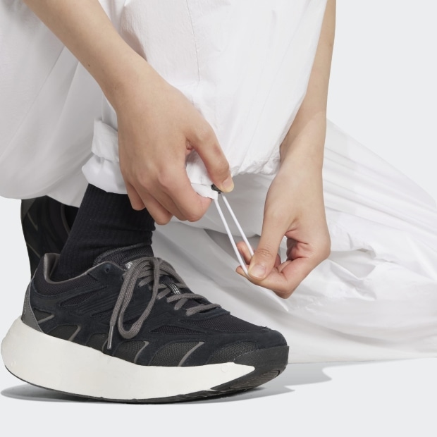 レディース アディカラー チームガイスト オーバーサイズ トラックパンツ ホワイト