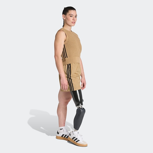 レディース アディカラー ニット ベスト カードボード ｜アパレル